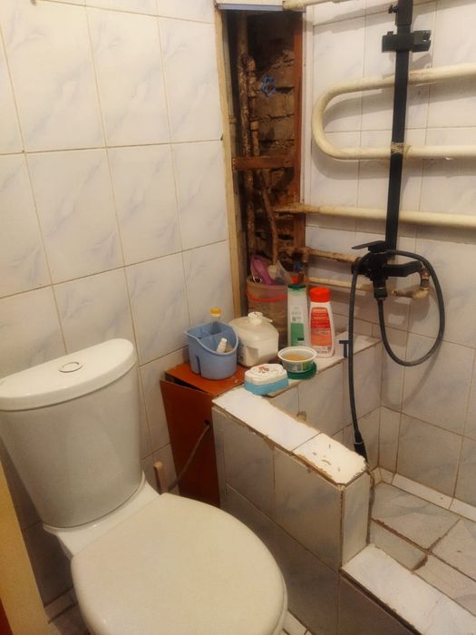 Продаётся 1 комнатная квартира по ул.Володарский ( рядом 17 школа,)