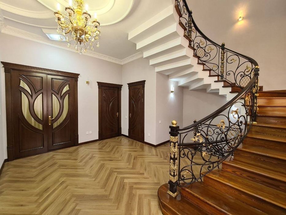 Никитина продается евро Дом