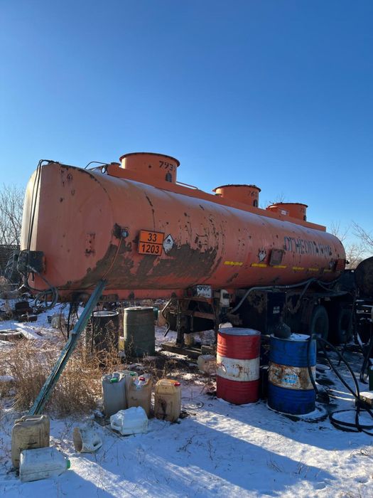 НефАЗ П/п цистерна