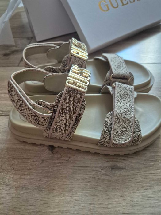 Сандали Guess 38 номер