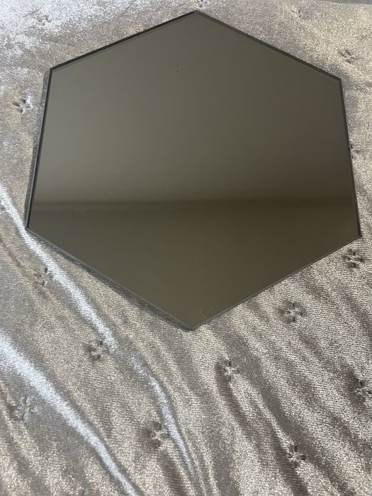 Шестоъгълни огледала с цвят