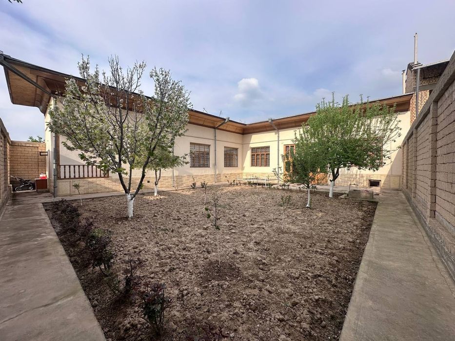 Назарбек Харакат 8 соток 400 м² 9 комнат