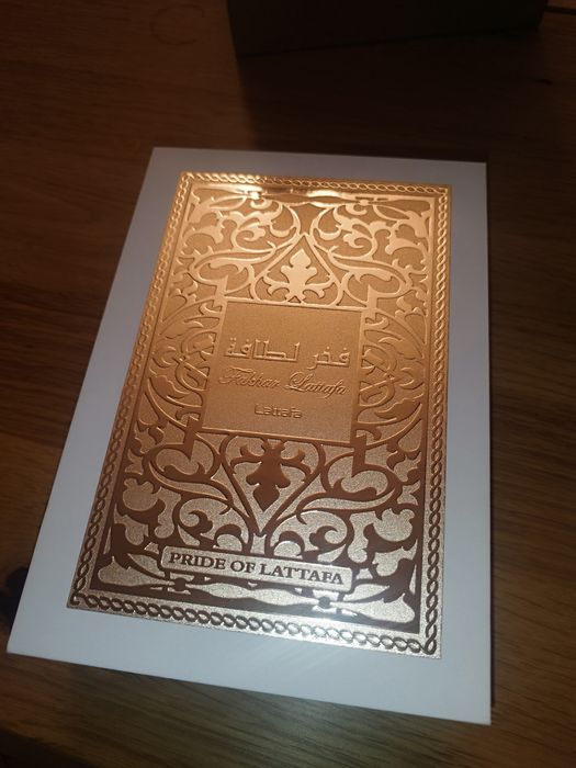 Fakhar Lattafa , оригинален