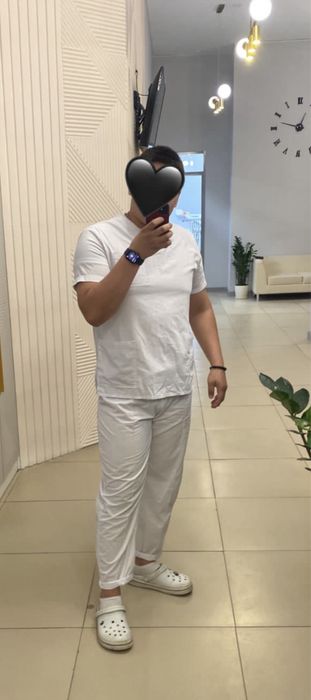 Продам медицинский костюм