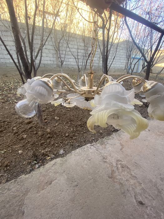 Люстра для гости Люстры