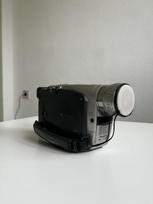 Видео Камера Panasonic VS-50  S-VHS-C / S-VHS-ET