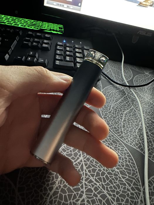 Vape vozol reincarcabil + 2 capsule noi