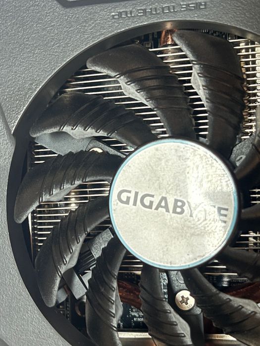 Видеокарта GPU Gigabyte AMD Radeon RX 6700 XT 12GB GDDR6 - ОТЛИЧНО СЪСТОЯНИЕ