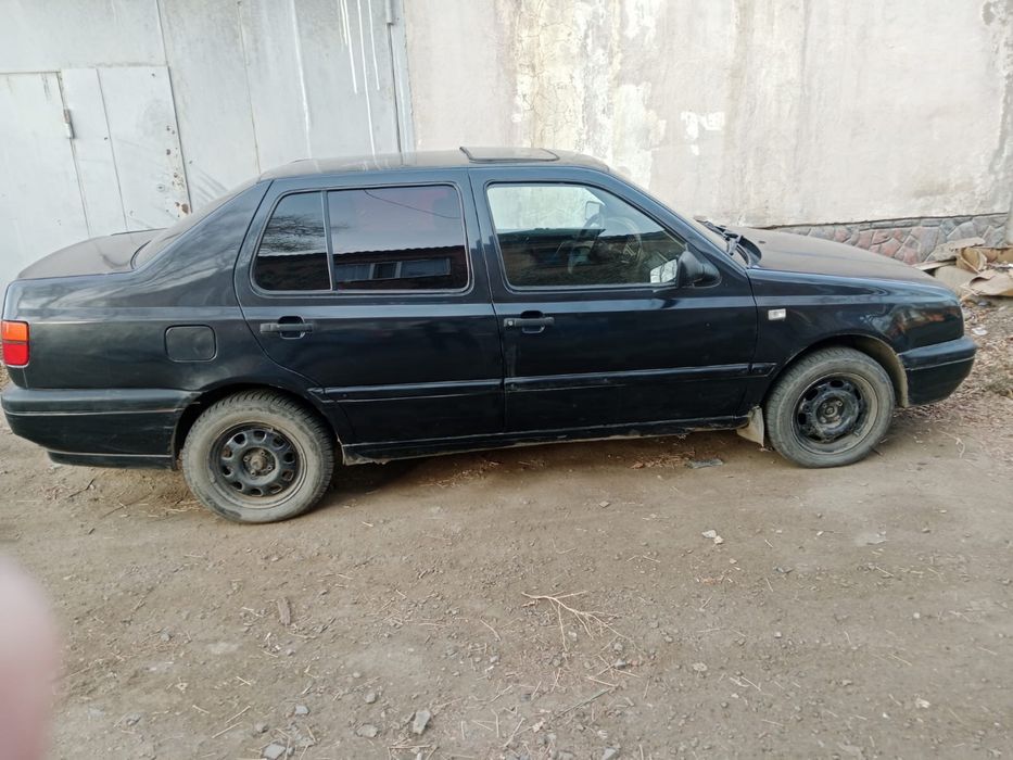 продам машину венто 1993