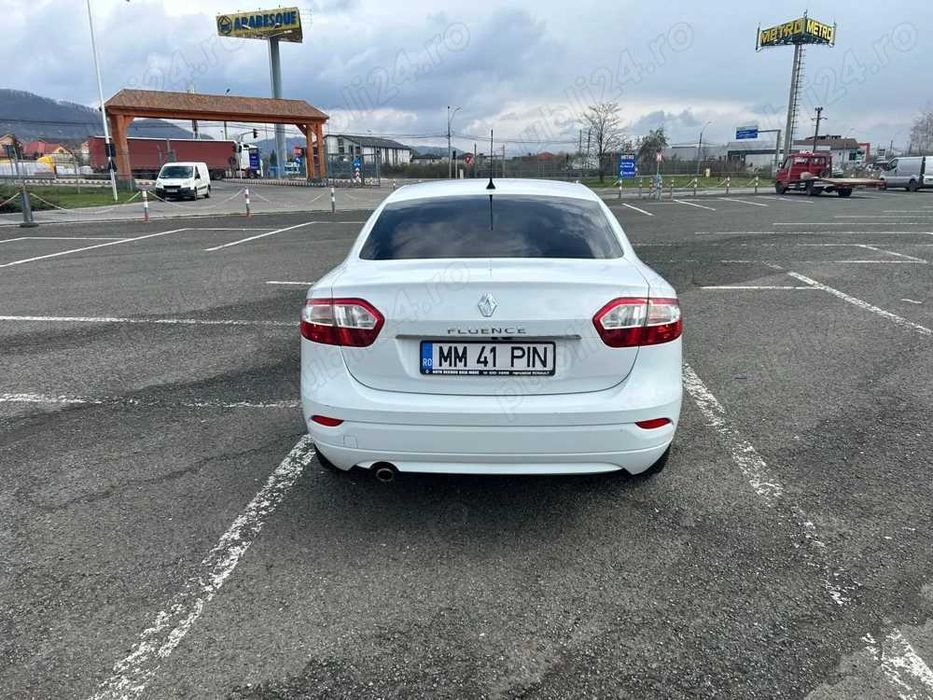 RENAULT Fluence 2015 — imagine 5