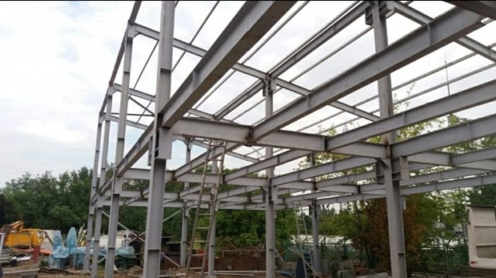 Vand schimb structuri cu auto  structuri metalice