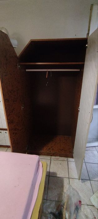 Сет от шкафове в добро състояние