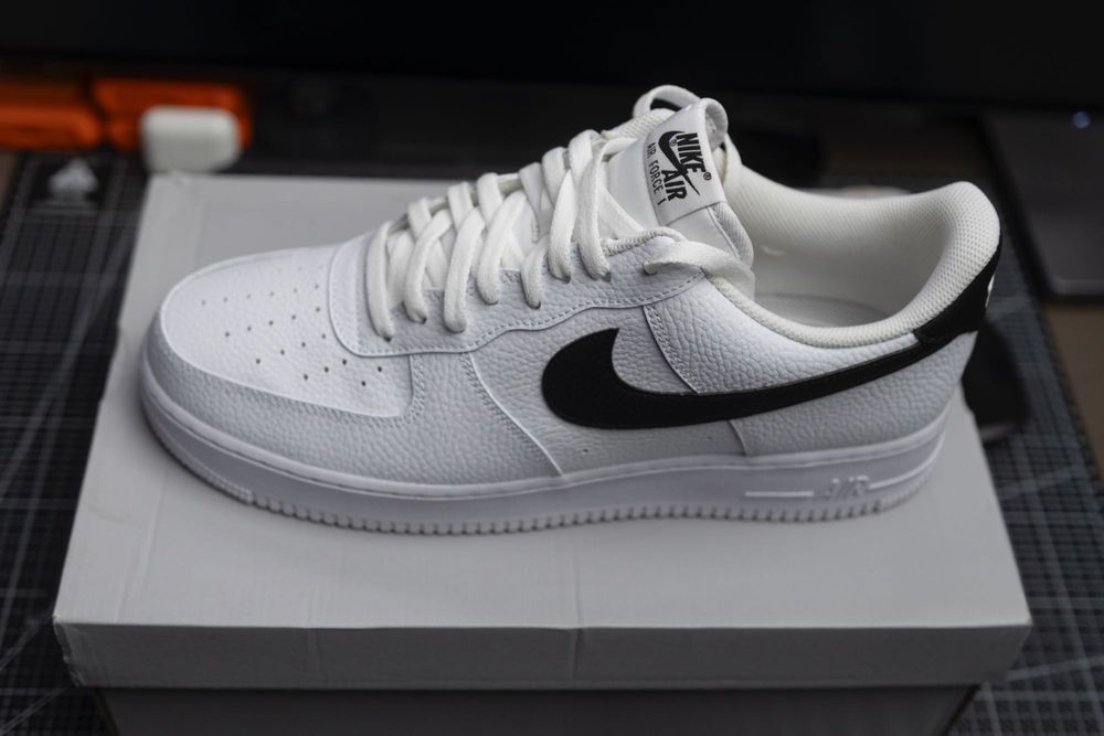 Nike Airforce 1 LV8 Чисто Нови