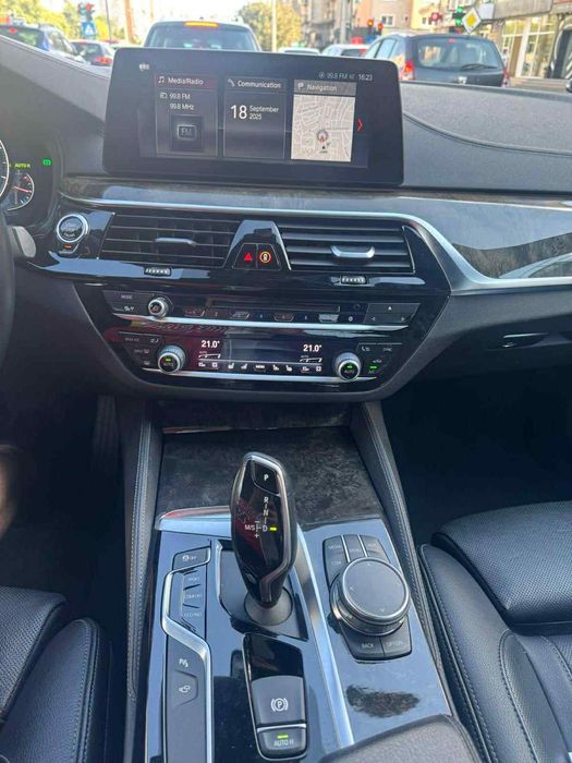 BMW Seria 5 G30 xDrive