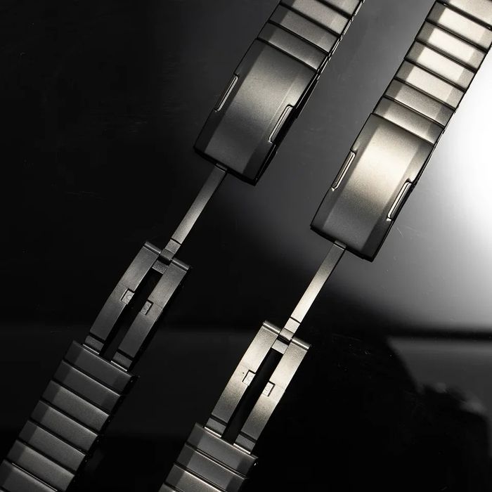 TITANIUM UNIVERSAL Титаниева верижка за Huawei Watch / Samsung / Garmin / Apple / Xiaomi / Amazfit