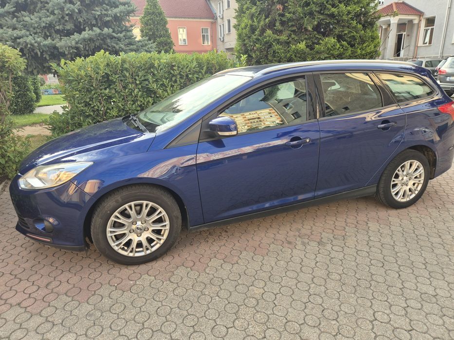 FORD Focus 2014 — imagine 5