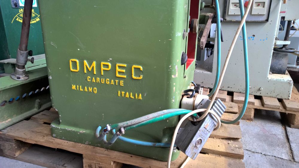 Сребрин многопрофилна с 23 свредла