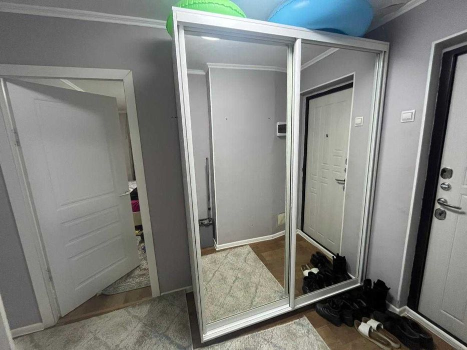 Продам Прихожую в отличном состоянии