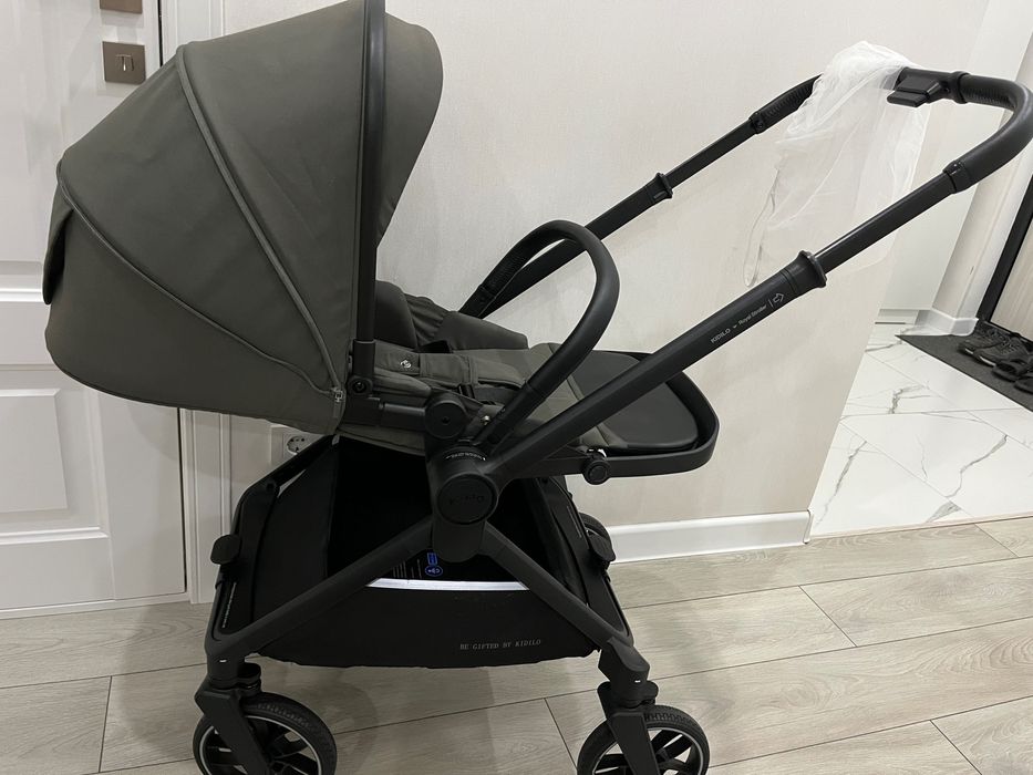 Продам коляску Kidilo