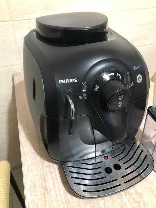 Espressor automat Philips HD8652 Seria 2100, 1l, 1400W,