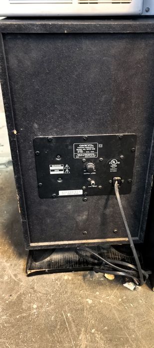 Субуфери и колонки за компютри и  кар аудио