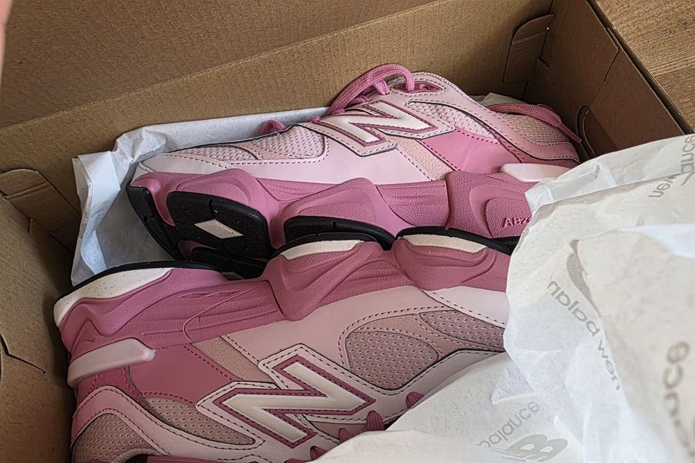 Дамски маратонки New Balance 9060 розови