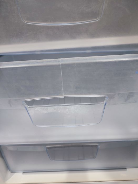 Холодильник indesit