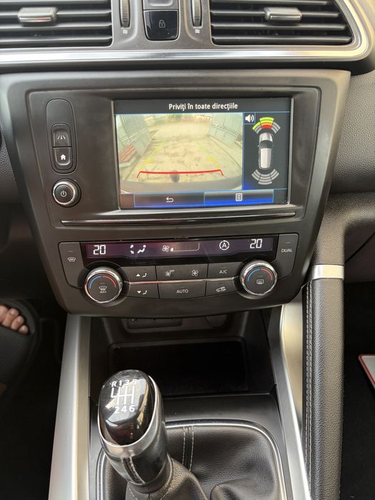 Renault Kadjar Bose import recent/camera/piele/faruri laser/jante 19/Impecabila