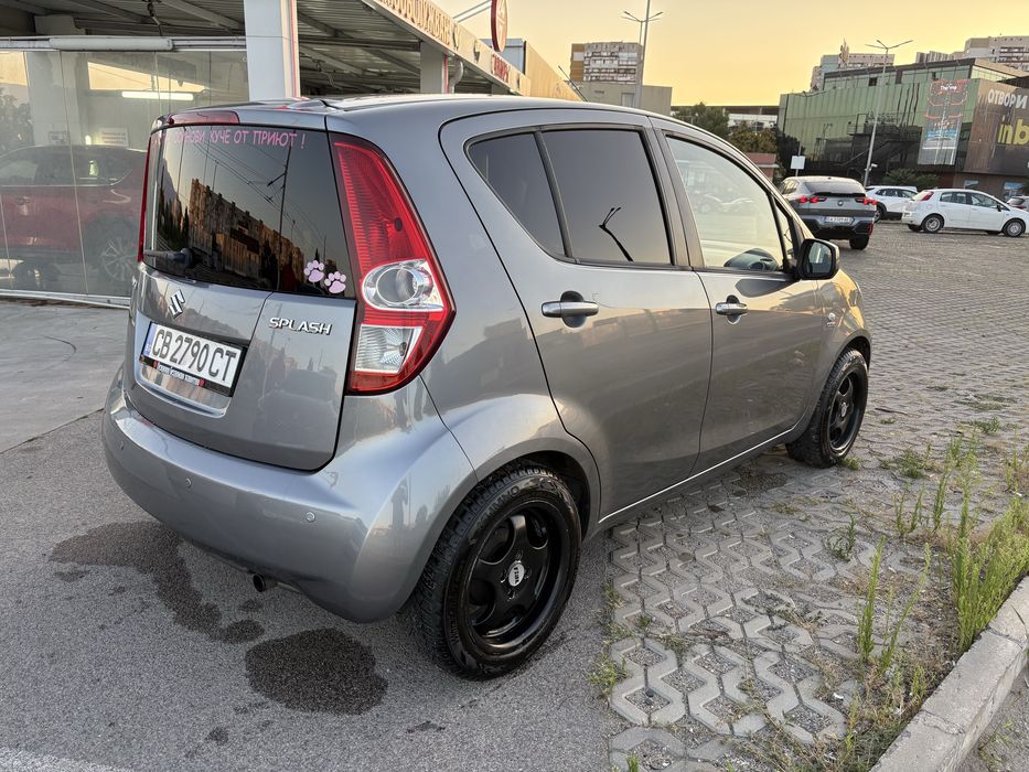 Продава се Suzuki Splash