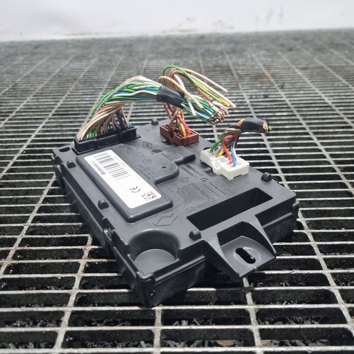 Modul Dacia Sandero 2 2012 - 2016 (1424) A2C83379900