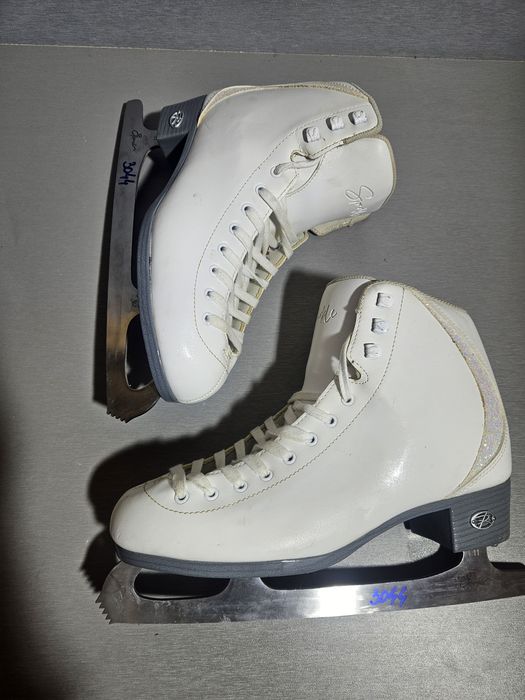 Patine 3044 gheata patinaj artistic  Riedell Sparkle  marime  43  ( 28   cm lungime interioara).