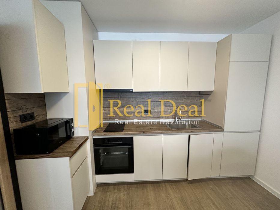 Дава се под наем Тристаен апартамент в София, Надежда 3 - 94 кв.м за 750 € - Снимка #1