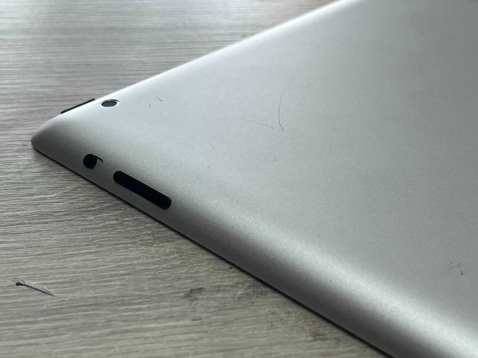 Продавам iPad 2 16GB