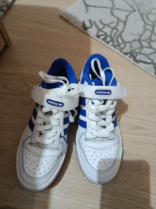 Адидас маратонки