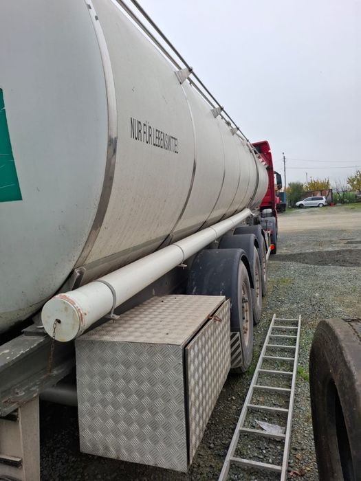 Cisterna alimentara Felbinder/ Menci