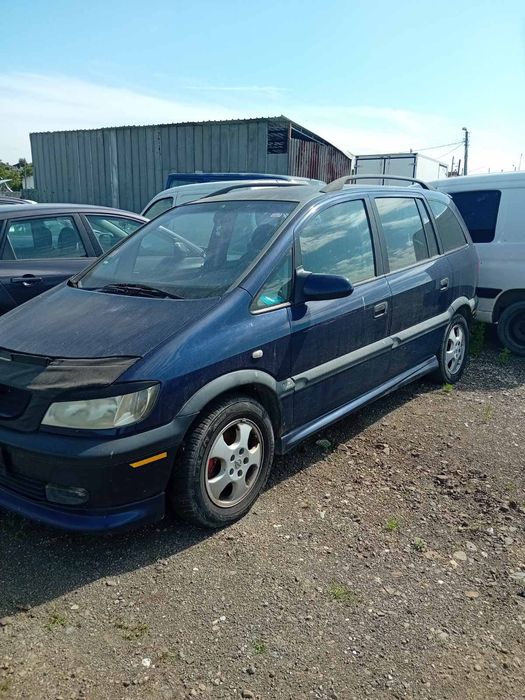 Opel Zafira 1.8 бензин  2001 година 125 к.с.