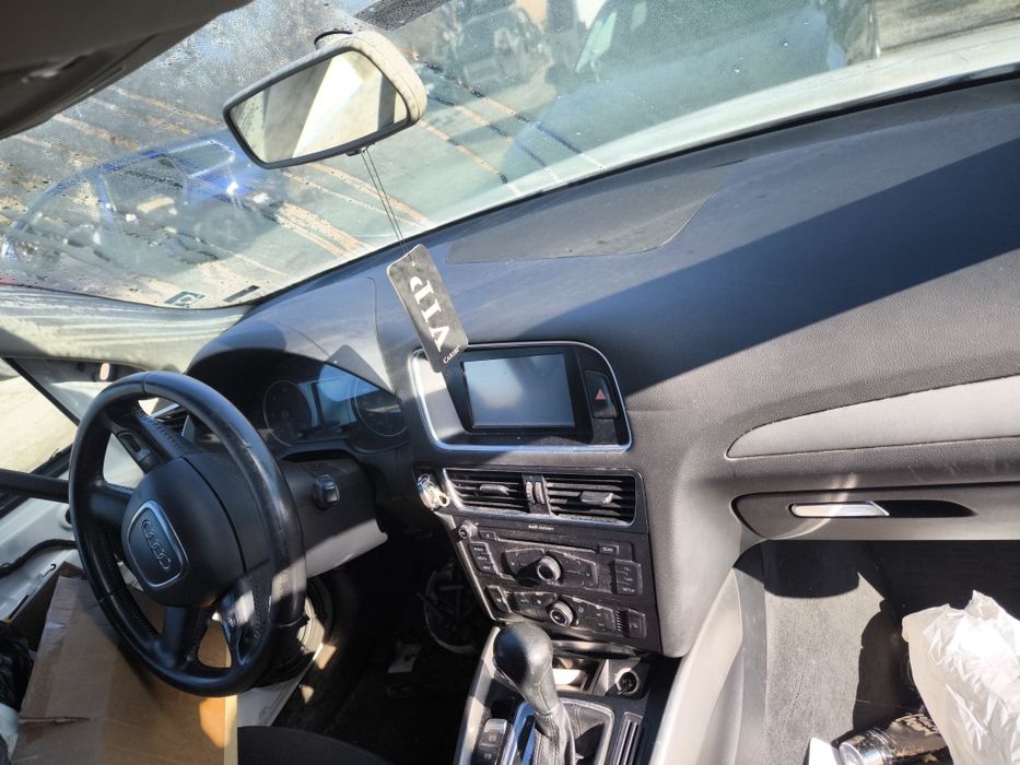 Арматурно табло AUDI Q5