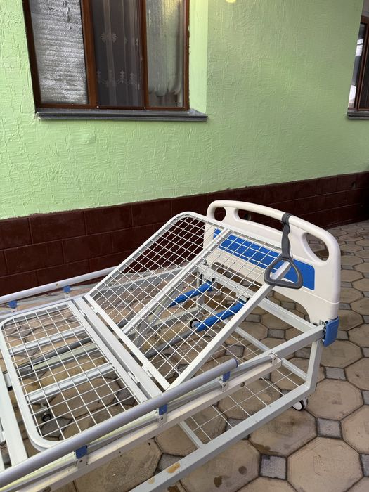 продается медицинская кровать