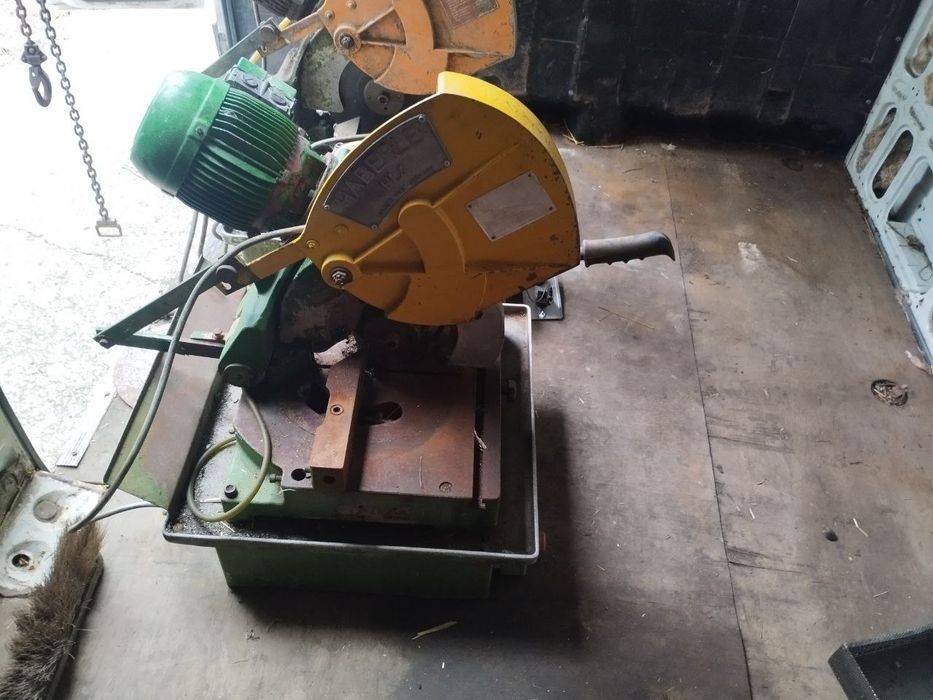 Машина пендула за метал трифазна внос от Англия Герунг