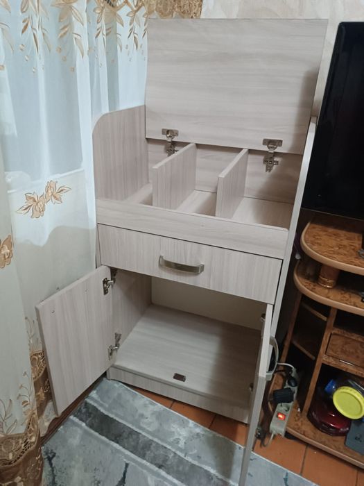 Продам шкаф и комод