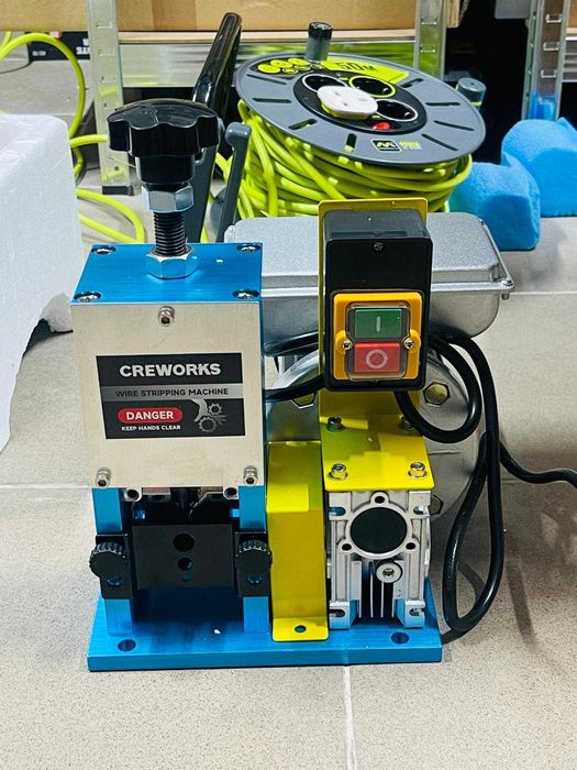 Masina electrica de dezizolat cabluri CREWORKS , 1, 5-25 mm
