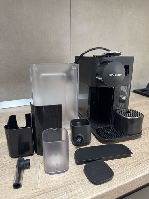 Espressor Lattissima One Evolution Negru