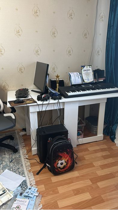 Продам стол в хорошем состоянии