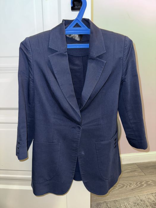 темно синий пиджак женский