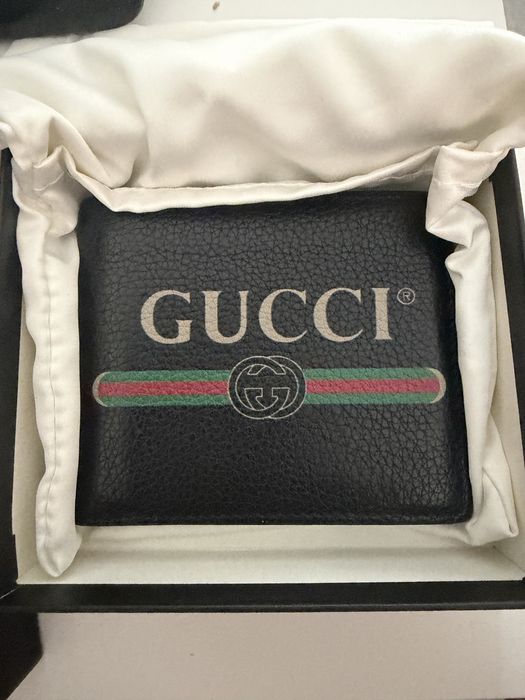Портмоне  Gucci.