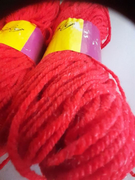 Прежда червена Велбъжд 6 бр.