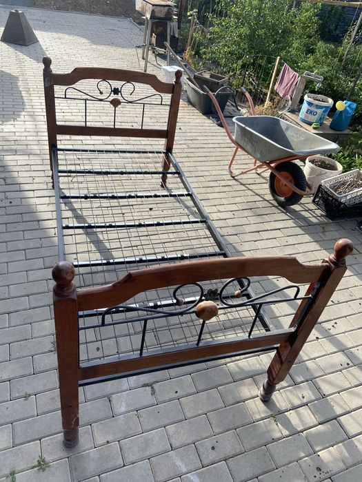 Продам односпальные кровати