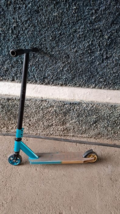 Самокат трюковой