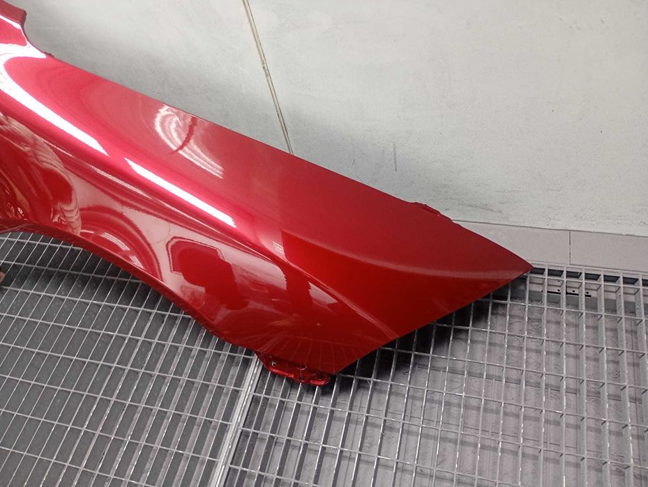 Aripa Fata Dreapta Skoda Octavia 2 II 2004-2008 (F3W (Rosu))