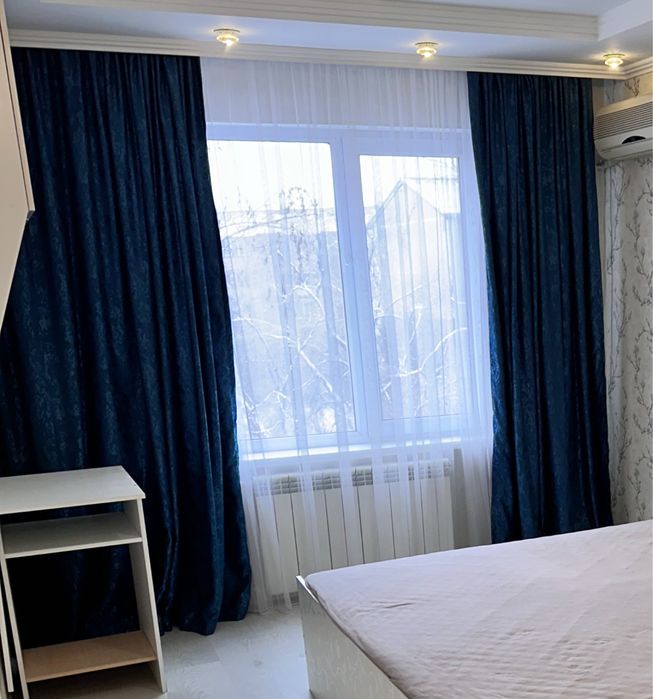 Продам шторы с тюлью